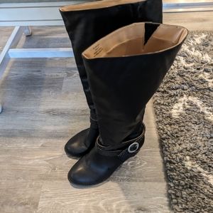 Women black stylish boots with side zipper braided straps and buckle wedge heel